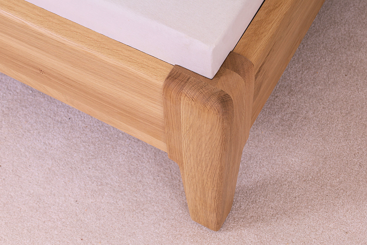 Massivholzbett Nivia aus Eiche cpb_product SWISSpur