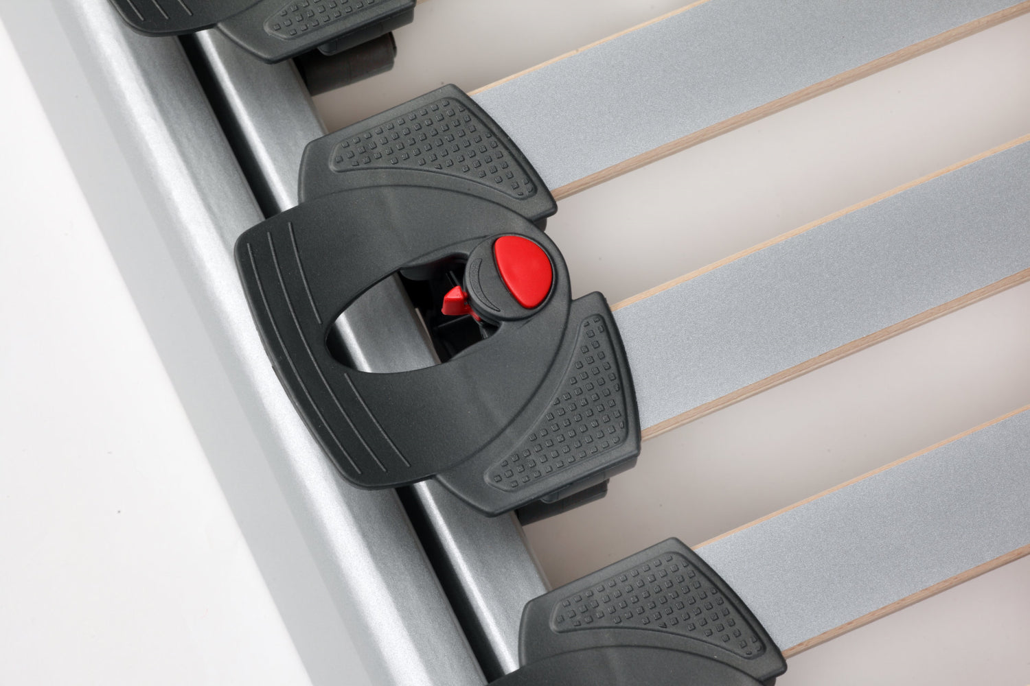 Lattenrost Modul+ Vario FFB Elektrisch mit Funkfernbedienung SWISSpur