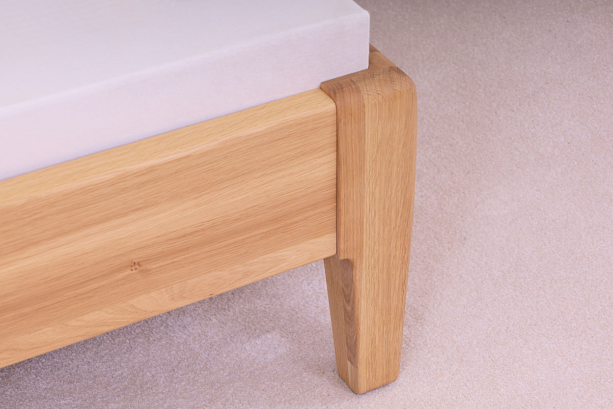 Massivholzbett Nivia aus Eiche cpb_product SWISSpur